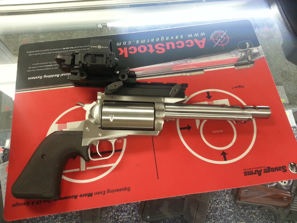 Name:  Bubbas-revolver.jpg
Views: 1285
Size:  319.6 KB