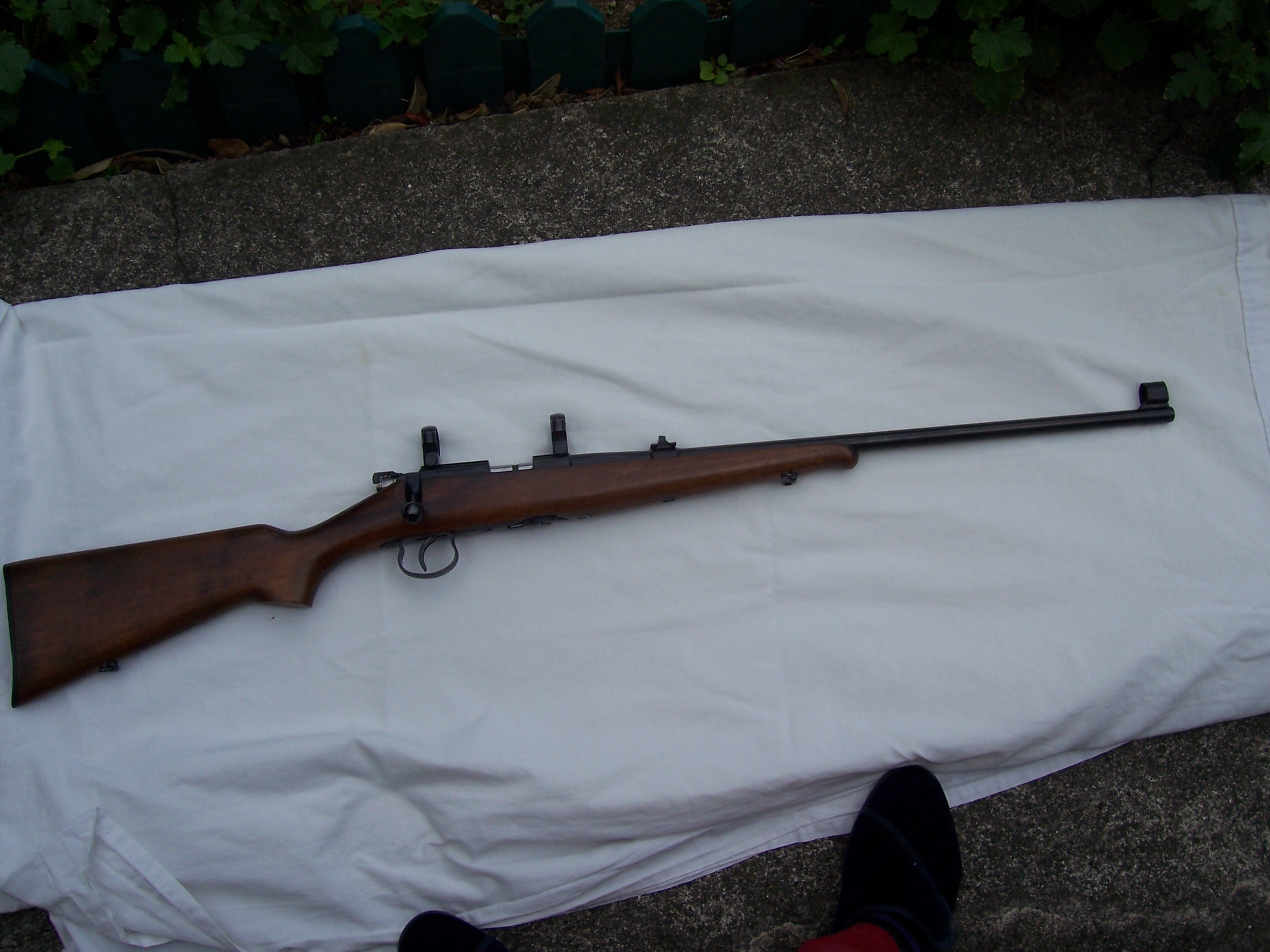 Name:  Rifle 22 Brno 001.JPG
Views: 3169
Size:  635.3 KB