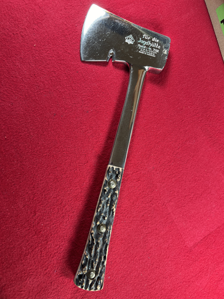 Name:  Hatchet Model 7132. 1960s. 1.jpeg
Views: 331
Size:  287.6 KB