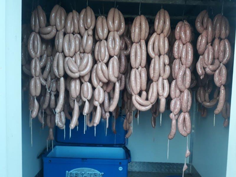 Name:  sausage making.jpg
Views: 42
Size:  69.1 KB